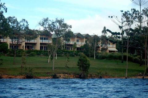 Tinaroo Lake Resort - Redcliffe Tourism 2