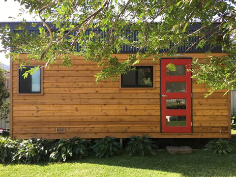 Tiny House - Redcliffe Tourism 0