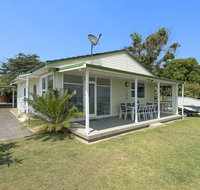 Toukley Lakefront HouseToukley - Redcliffe Tourism