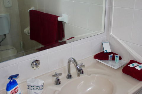 Town And Country Motor Inn - Redcliffe Tourism 2