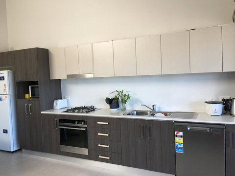 Townhouse - Redcliffe Tourism 2