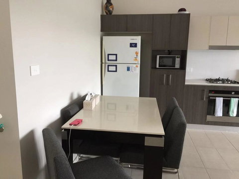 Townhouse - Redcliffe Tourism 0