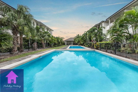 Townsville Luxury Spacious Apt 3 BR-2BTH Pools - Redcliffe Tourism 0
