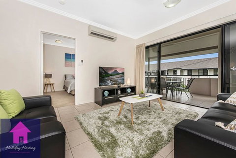 Townsville Luxury Spacious Apt 3 BR-2BTH Pools - Redcliffe Tourism 1
