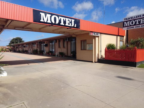 Travellers Rest Motel - Redcliffe Tourism 1