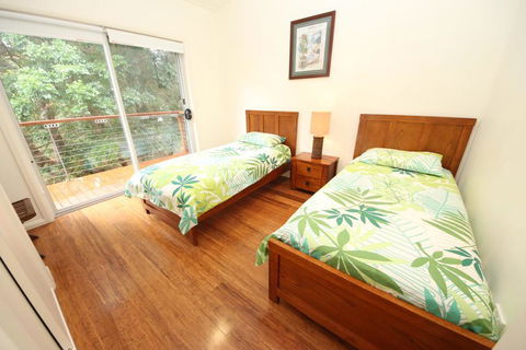 Trial Bay Eco Lodge 2 Pandanus - Redcliffe Tourism 2