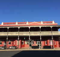 Tumut Star Hotel - Redcliffe Tourism