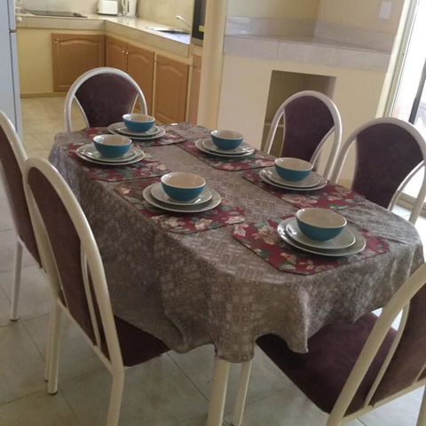 Tuscany Townhouse 3-4 - Redcliffe Tourism 3
