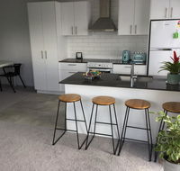 Two Bedroom Guesthouse Bundall - Redcliffe Tourism