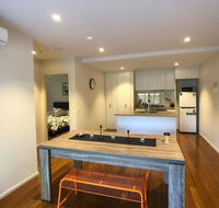 Two Brand New Bedrooms in the Sunlight Area - Redcliffe Tourism