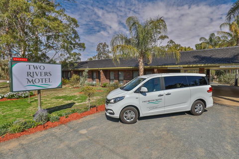 Two Rivers Motel - Redcliffe Tourism 1