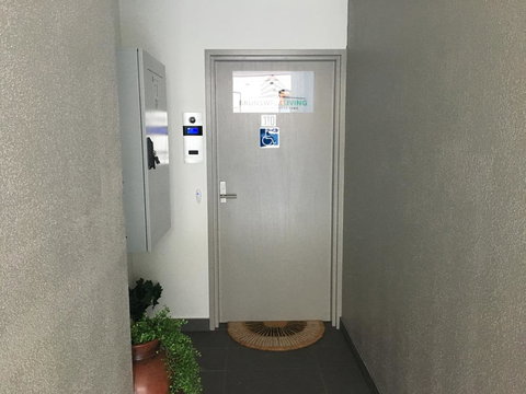 U101 Brunswick Living Brand New Deluxe Balcony Apartment Close To Airport And CBD - Redcliffe Tourism 2