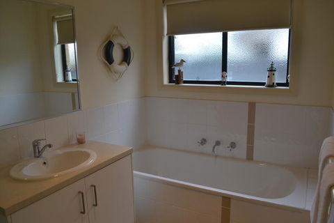 Ulmara Unit 1 - Redcliffe Tourism 2