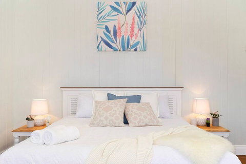 Ultimate Family Home - 3 Bedroom Lux Retreat With Private Pool, Spa And Incredible Views - Redcliffe Tourism 1