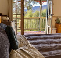 Valley Abode Large Studio Suite -private ensuite - Redcliffe Tourism