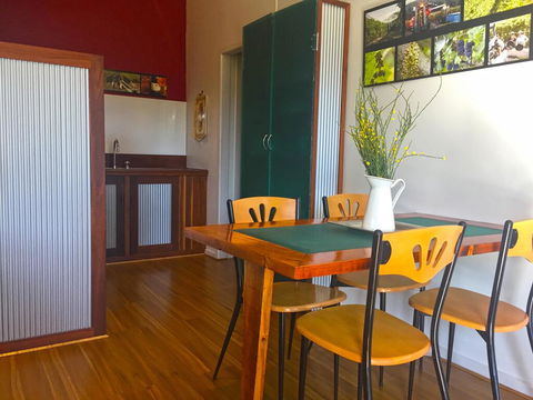 Valley Farm Vineyard Villas - Redcliffe Tourism 1