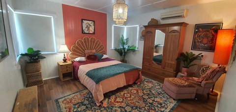 Victoria House - Redcliffe Tourism 0