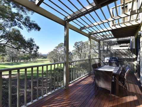 Villa 3br Malbec Resort Condo Located Within Cypress Lakes Resort (nothing Is More Central) - Redcliffe Tourism 3