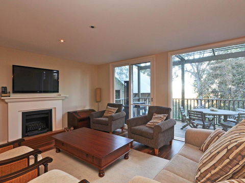 Villa 3br Vista Resort Condo Located Within Cypress Lakes Resort (nothing Is More Central) - Redcliffe Tourism 3