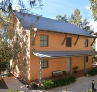 Villa 4br Vignerons Lodge Resort Condo located within Cypress Lakes Resort nothing is more central - Redcliffe Tourism