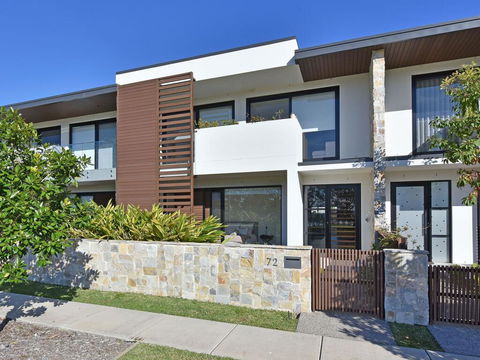 Villa Catania Waterside At Trinity Point - Redcliffe Tourism 0