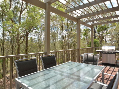 Villa Executive 2br Barbera Resort Condo Located Within Cypress Lakes Resort (nothing Is More Central) - Redcliffe Tourism 0