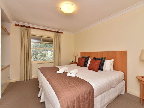 Villa Executive 2br Shiraz Resort Condo Located Within Cypress Lakes Resort (nothing Is More Central) - Redcliffe Tourism 2