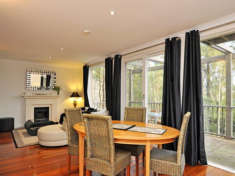 Villa Executive 2br Valley Views Resort Condo Located Within Cypress Lakes Resort (nothing Is More Central) - Redcliffe Tourism 0