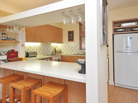 Villa Joie De Vie Located Within Cypress Lakes - Redcliffe Tourism 3