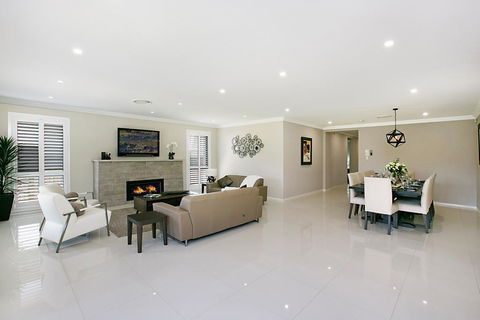 Vin De Vie - Redcliffe Tourism 3