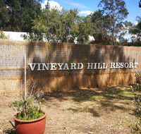Vineyard Hill Resort - Redcliffe Tourism