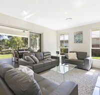 Vino e Golf - Redcliffe Tourism