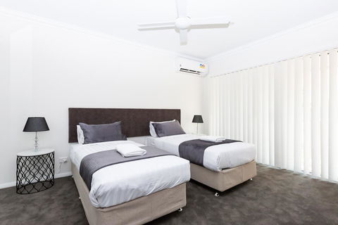 Wagga Apartments #4 - Redcliffe Tourism 2
