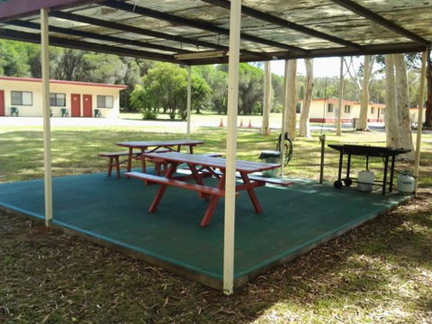 Wagon Wheel Motel & Units - Redcliffe Tourism 2