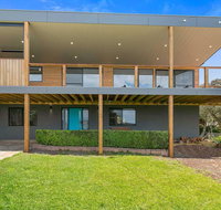 Waikiki Views - Redcliffe Tourism