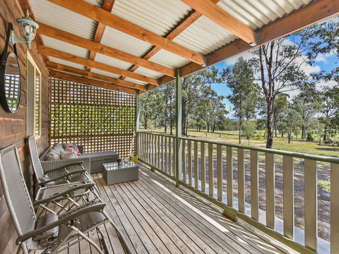 Wallaby Cottage - Cute Accom In Bushland Setting - Redcliffe Tourism 0