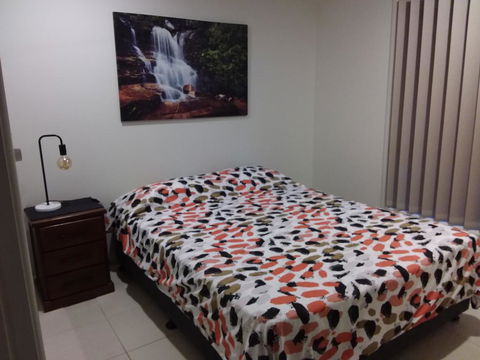 Waratah And Wattle Apartments - Redcliffe Tourism 3