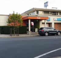 Warners Bay Hotel - Redcliffe Tourism