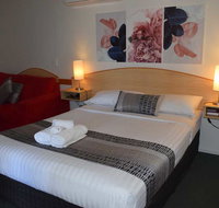 Warwick Vines Motel - Redcliffe Tourism