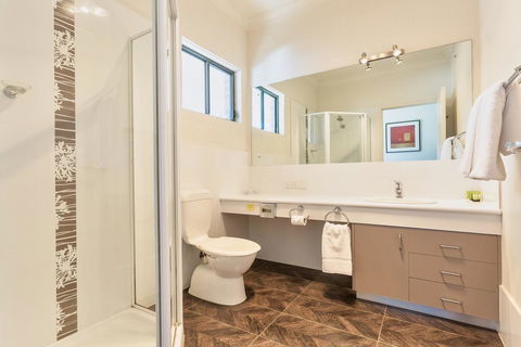 Blazing Stump Motel & Suites - Redcliffe Tourism 14