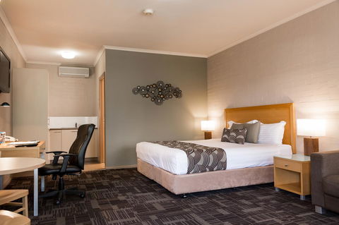 Blazing Stump Motel & Suites - Redcliffe Tourism 15