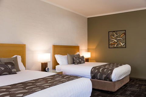 Blazing Stump Motel & Suites - Redcliffe Tourism 12