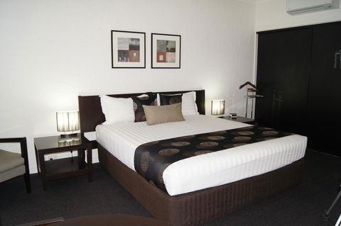 Blazing Stump Motel & Suites - Redcliffe Tourism 16