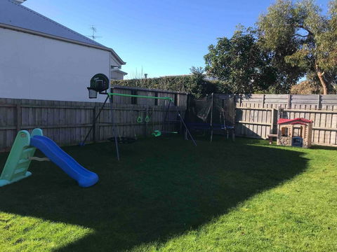 The Perfect Zone- SLEEPS 12 - Redcliffe Tourism 5