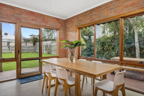 The Perfect Zone- SLEEPS 12 - Redcliffe Tourism 15