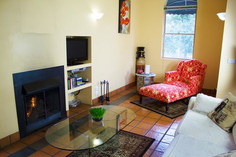 Marwood Villas - Redcliffe Tourism 5