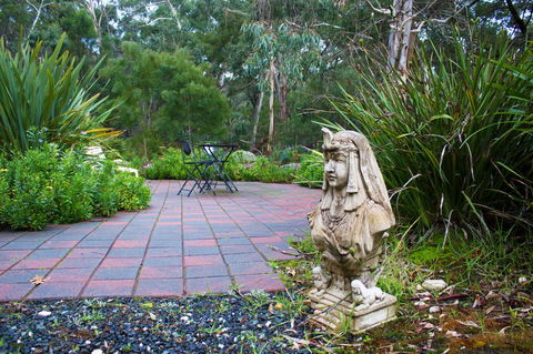 Marwood Villas - Redcliffe Tourism 12