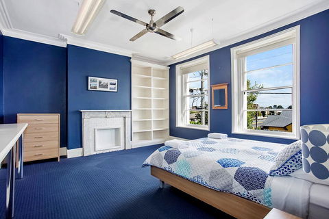 Plummers Mill - Central Townhouse - Redcliffe Tourism 0