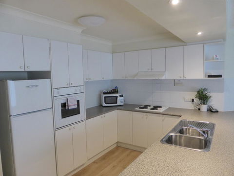 Lifestyle Apartments At Ferntree - Redcliffe Tourism 10