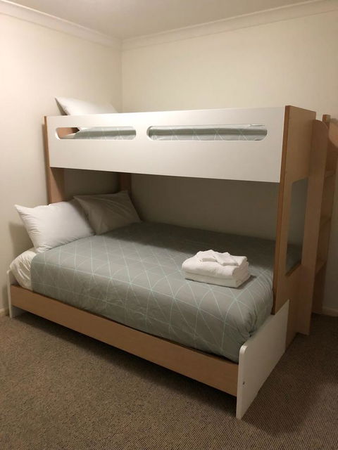 Lifestyle Apartments At Ferntree - Redcliffe Tourism 9